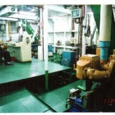 Indoneziya 540 kVt dengiz dvigateli